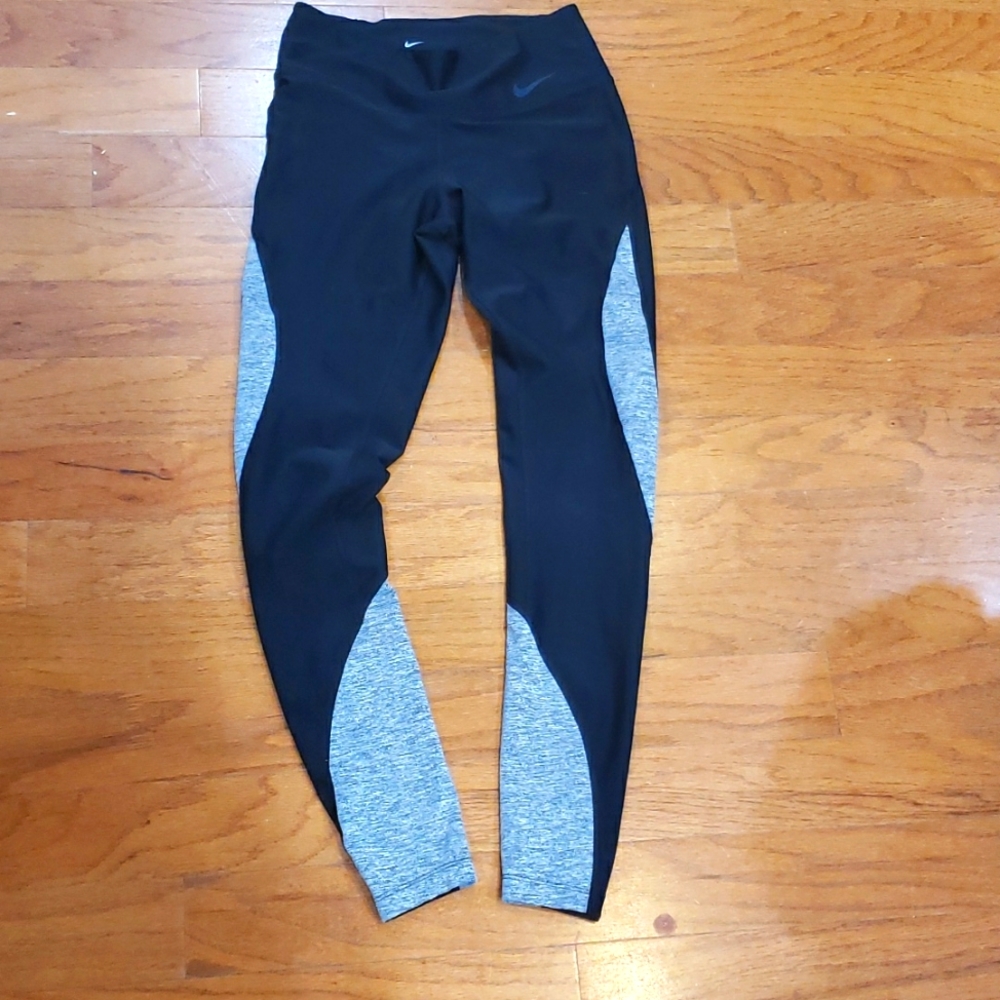 🍁3 for $15🍁Nike dry fit‎ leggings